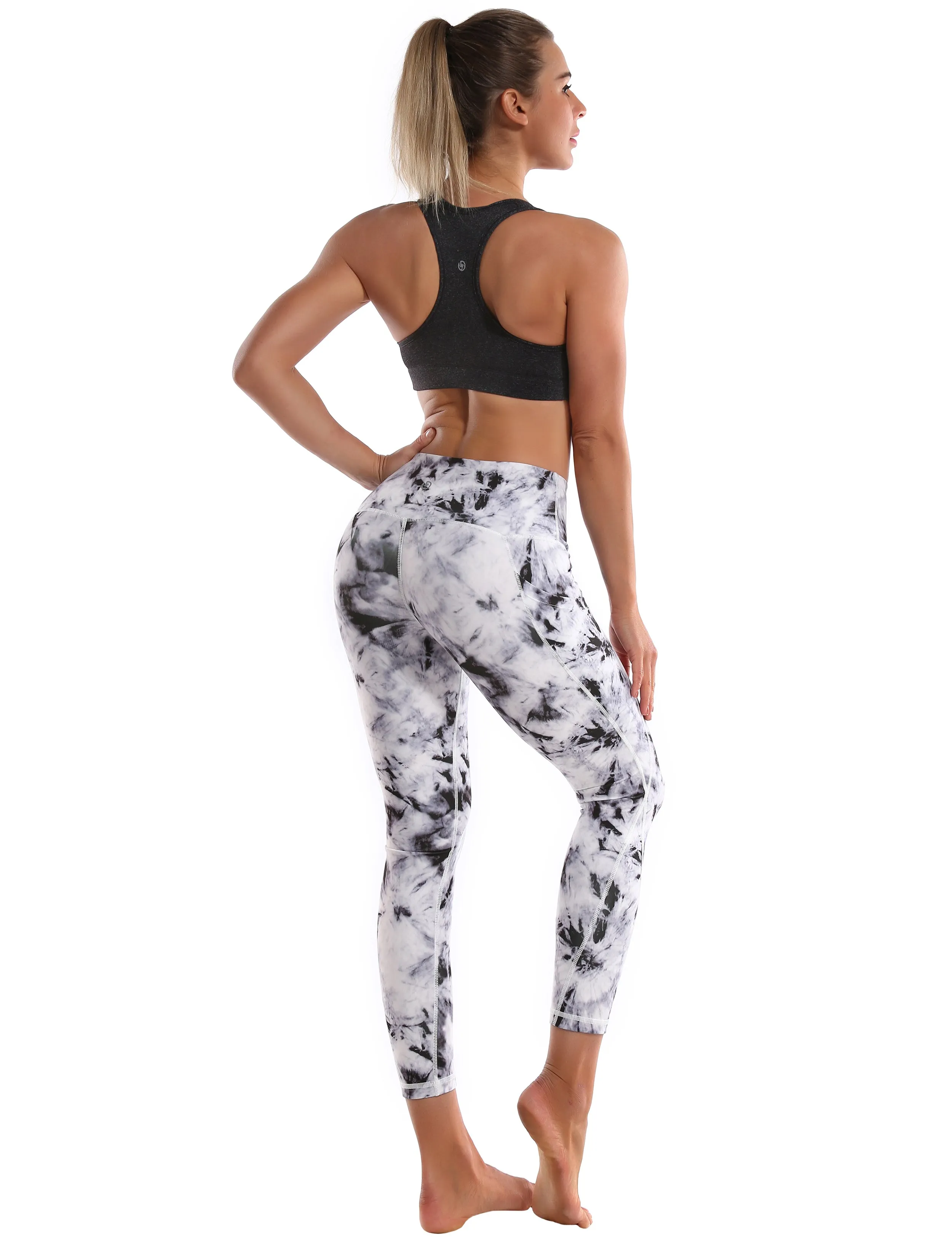 22 Printed Side Pockets Capris black dandelion_yogastudio