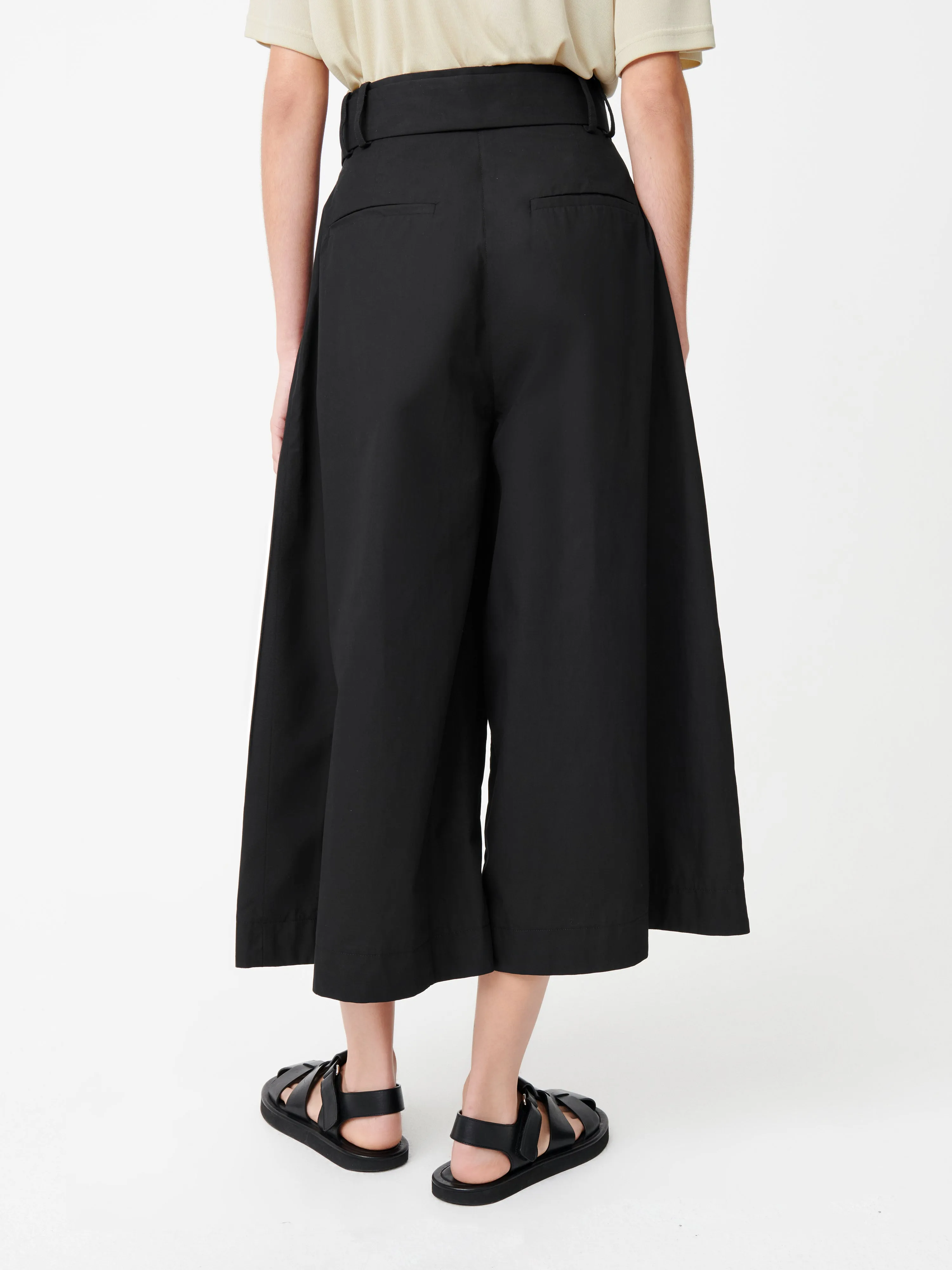 Benko Pant in Black