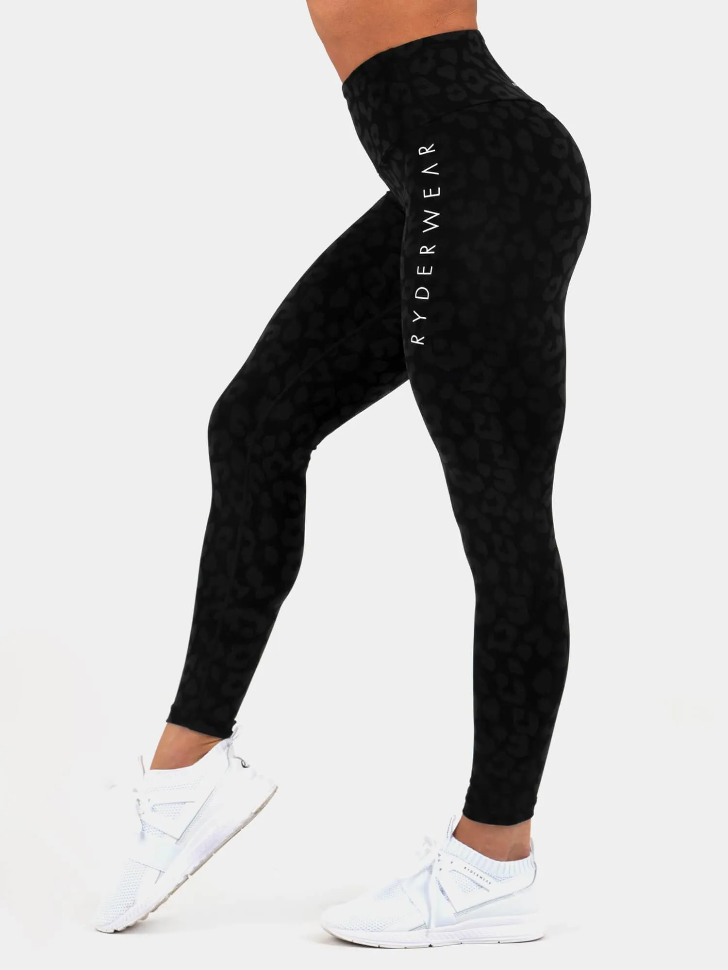 Instinct Scrunch Bum Leggings - Leopard Black