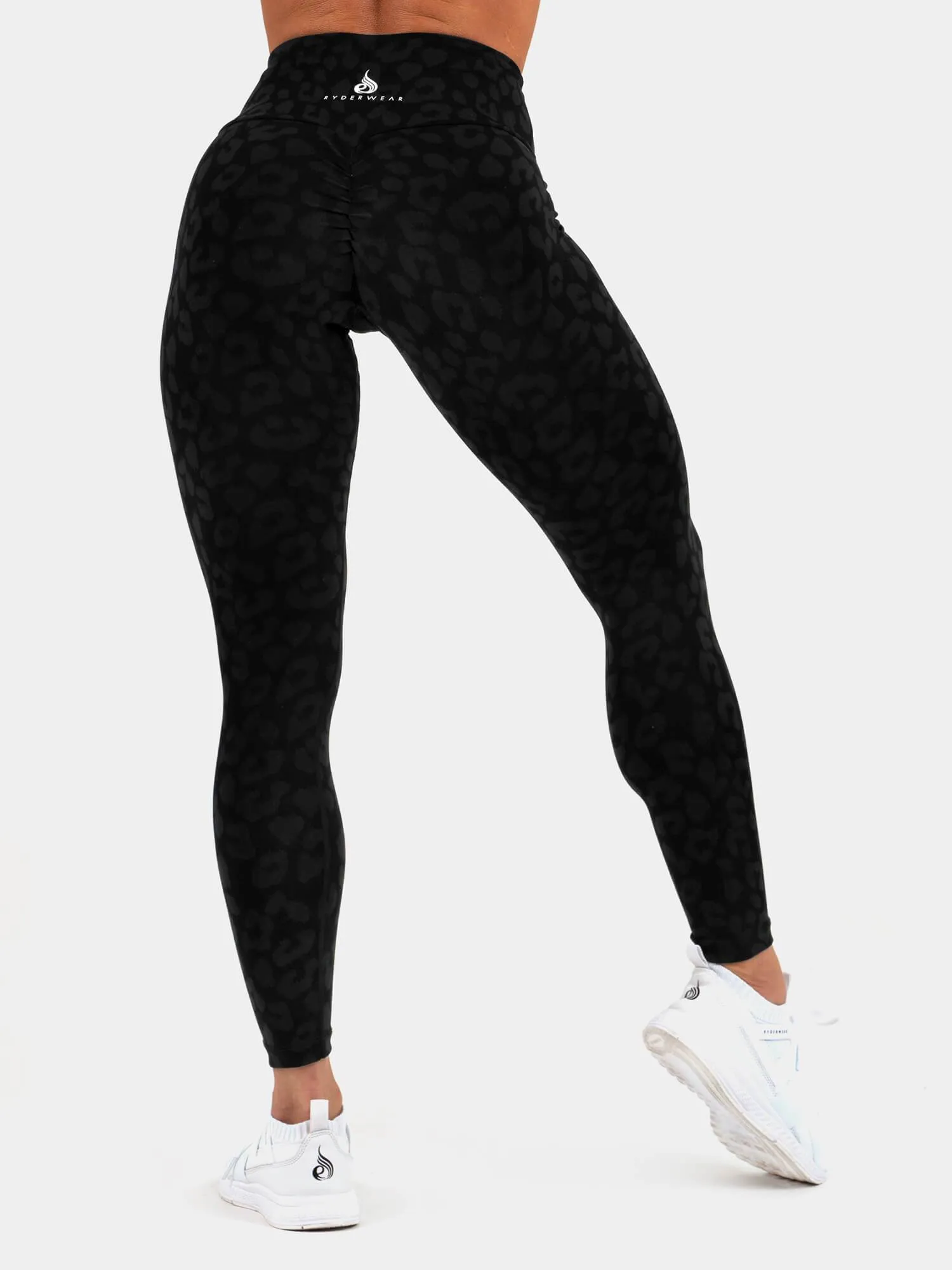 Instinct Scrunch Bum Leggings - Leopard Black