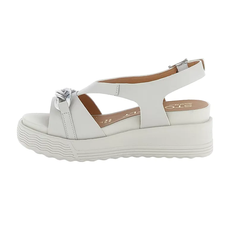 Stonefly women's casual sandal with Parky 28 Calf wedge in leather with chain 220903-151 white