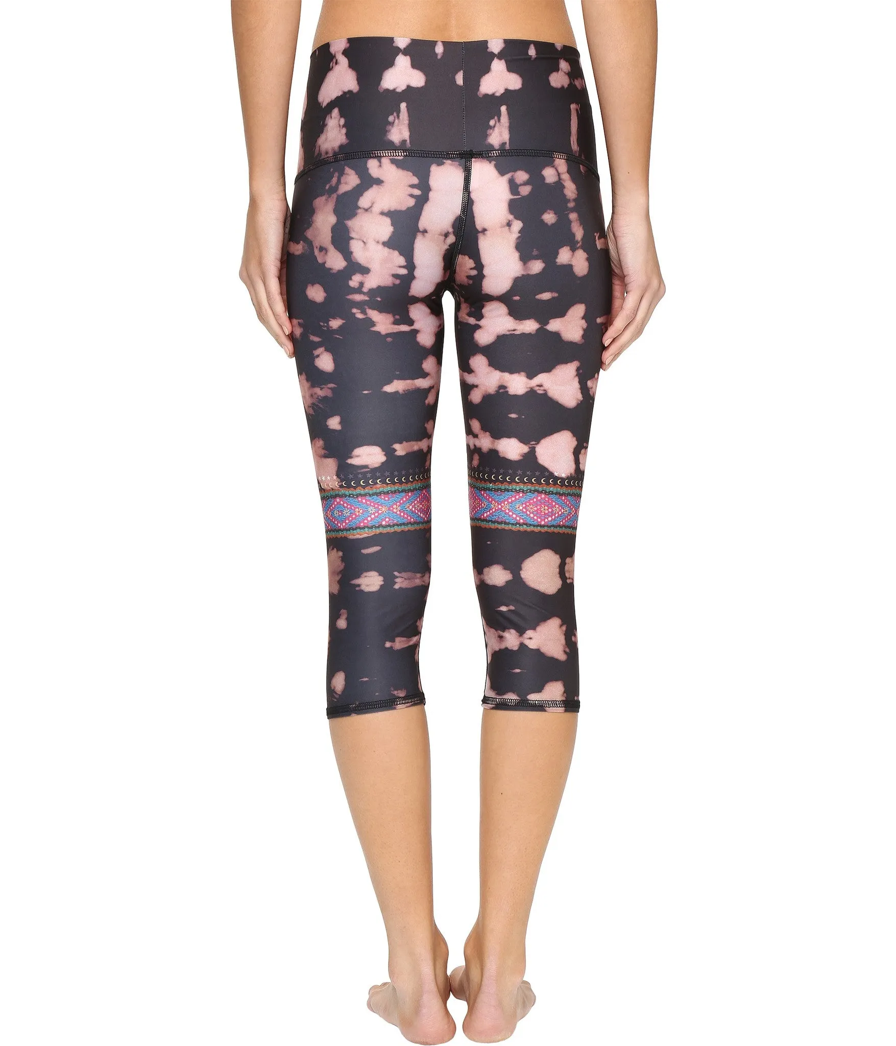 Teeki Cusco Rambler Goddess Capri Leggings